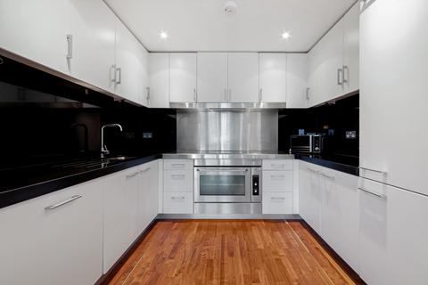 undefined, New Providence Wharf, Fairmont Avenue, Nr Canary Wharf, London, E14.
