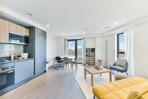 1 bedroom flat to rent, Royal Docks West, Western Gateway, London, E16
