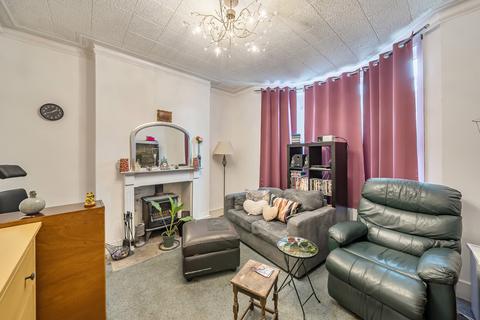 4 bedroom end of terrace house for sale, Salehurst Road, London