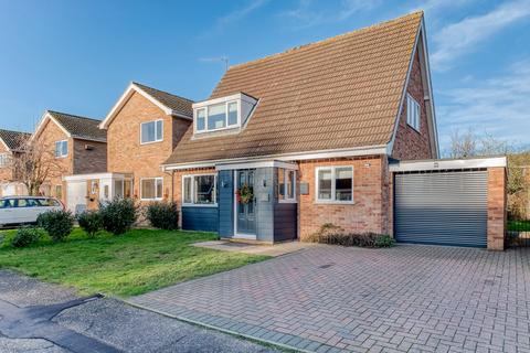 3 bedroom bungalow for sale, Kings Road, Coltishall