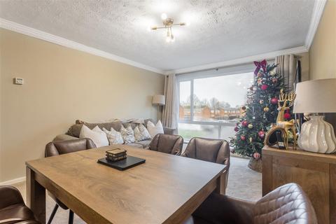 2 bedroom flat for sale, Lowbiggin, NE5