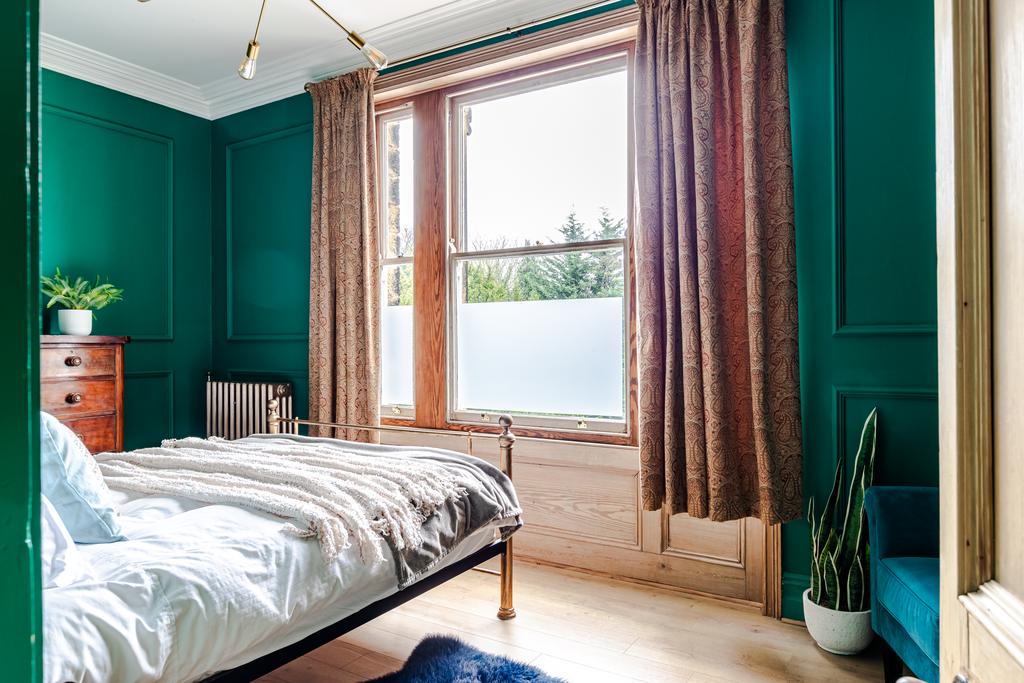 Bedroom1b