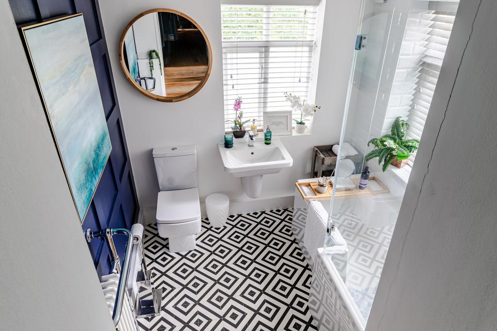 Bathroom1