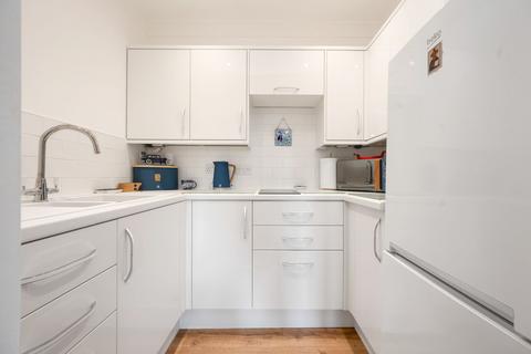1 bedroom retirement property for sale, Newcomb Court, Stamford, PE9