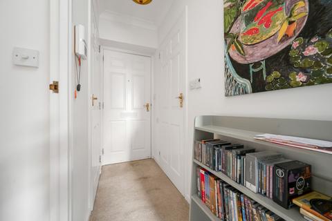 1 bedroom retirement property for sale, Newcomb Court, Stamford, PE9