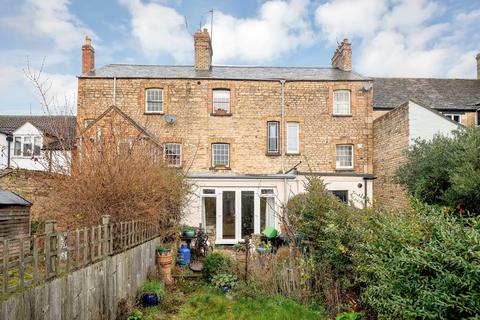 3 bedroom terraced house for sale, St Leonards Street, Stamford