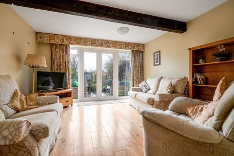 3 bedroom terraced house for sale, St Leonards Street, Stamford