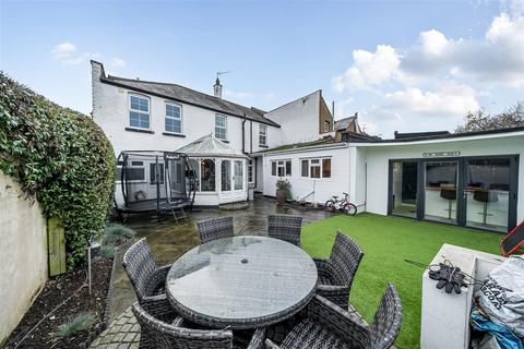 4 bedroom house for sale, Herkomer Road, Bushey WD23