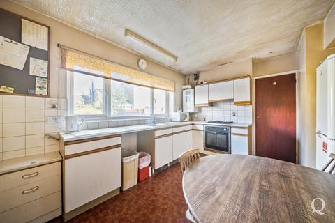 2 bedroom bungalow for sale, Cherryfields, Sittingbourne, Kent, ME10