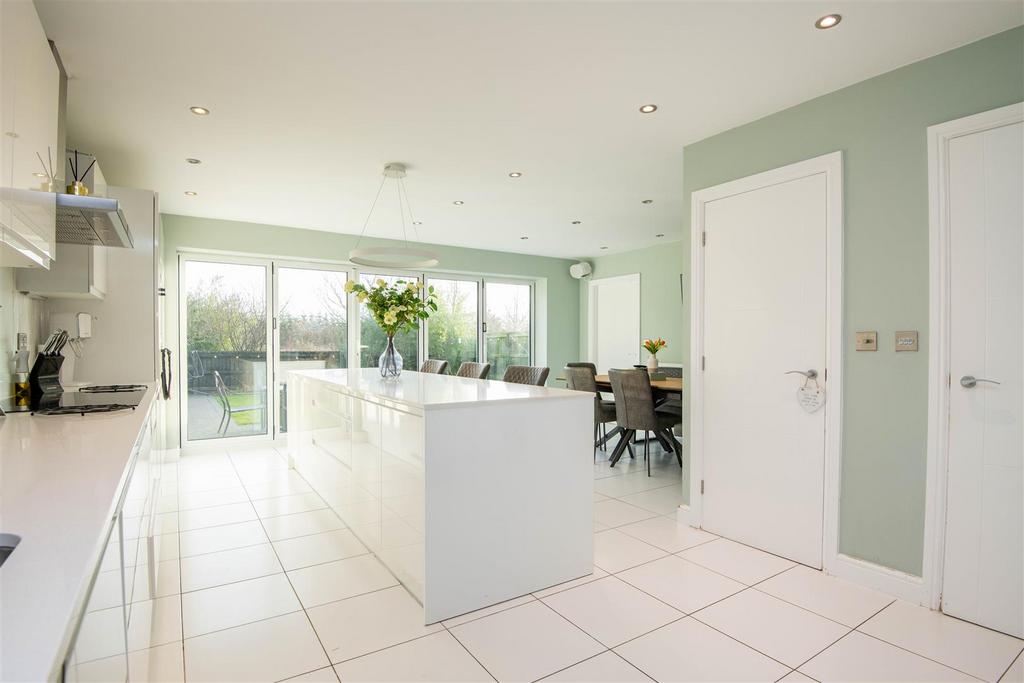Kitchen / Diner