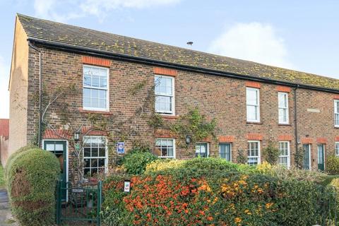 2 bedroom end of terrace house for sale, Rodmersham Green, Rodmersham, Sittingbourne, Kent, ME9