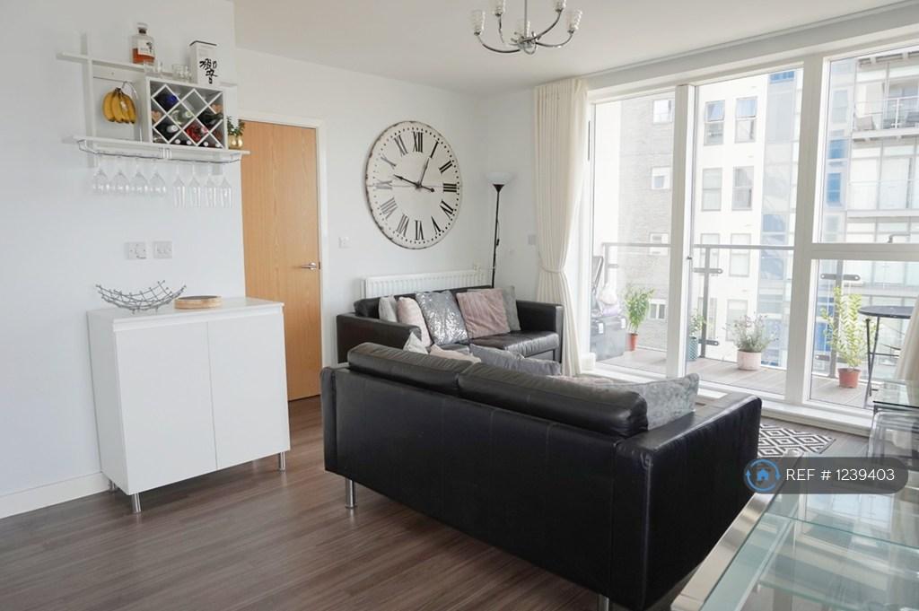 Living Room/Kitchen