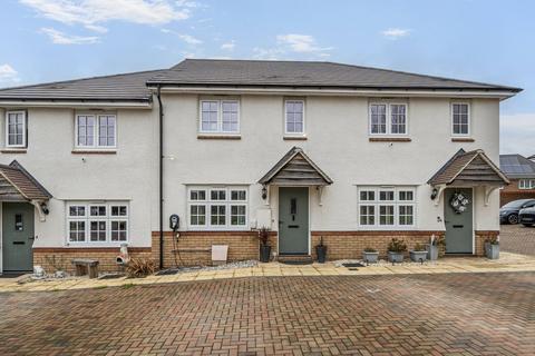 3 bedroom terraced house for sale, Annas Meadow, Shefford, SG17