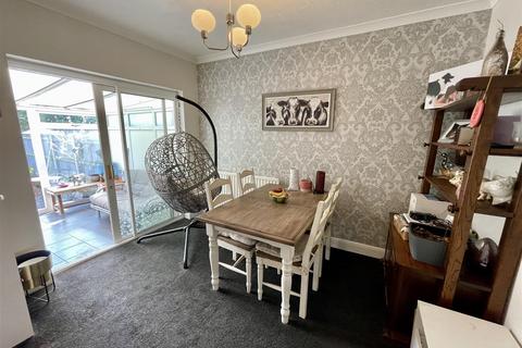 3 bedroom semi-detached house for sale, Bowen Road, Darlington