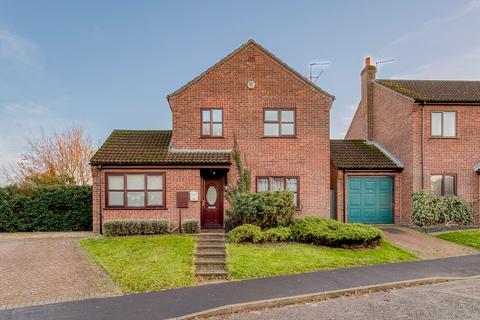 4 bedroom detached house for sale, Highview Close, Blofield