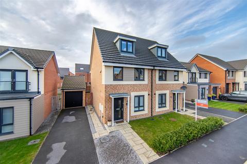 3 bedroom semi-detached house for sale, Speckledwood Way, Great Park, NE13