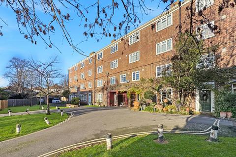 2 bedroom flat for sale, Melford Road, London SE22