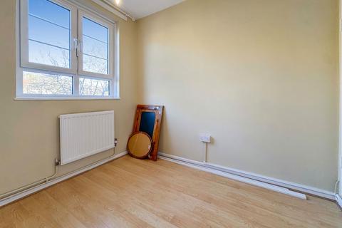 2 bedroom flat for sale, Melford Road, London SE22