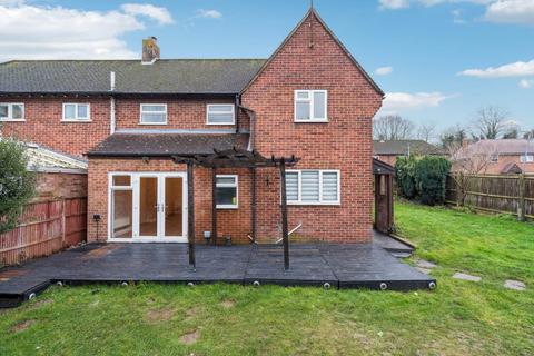 3 bedroom semi-detached house for sale, Woodland Close, Tring