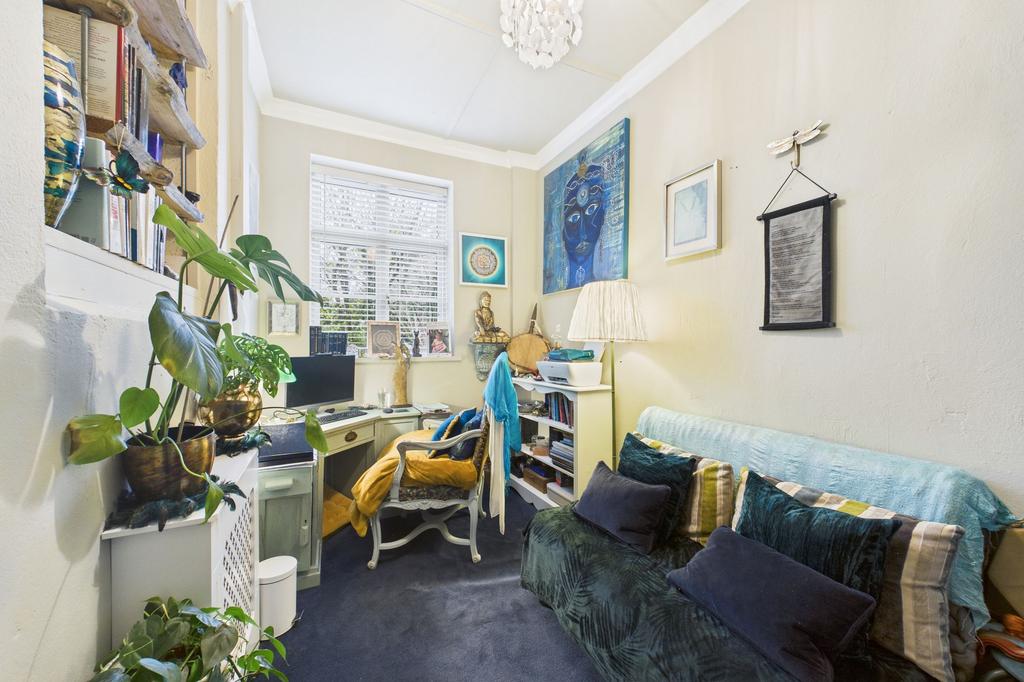 Bedroom 3 / Study