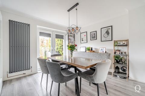 4 bedroom detached house for sale, Gaze Hill Avenue, Sittingbourne, Kent, ME10