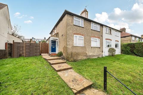 2 bedroom maisonette for sale, Banstead Road, Caterham CR3