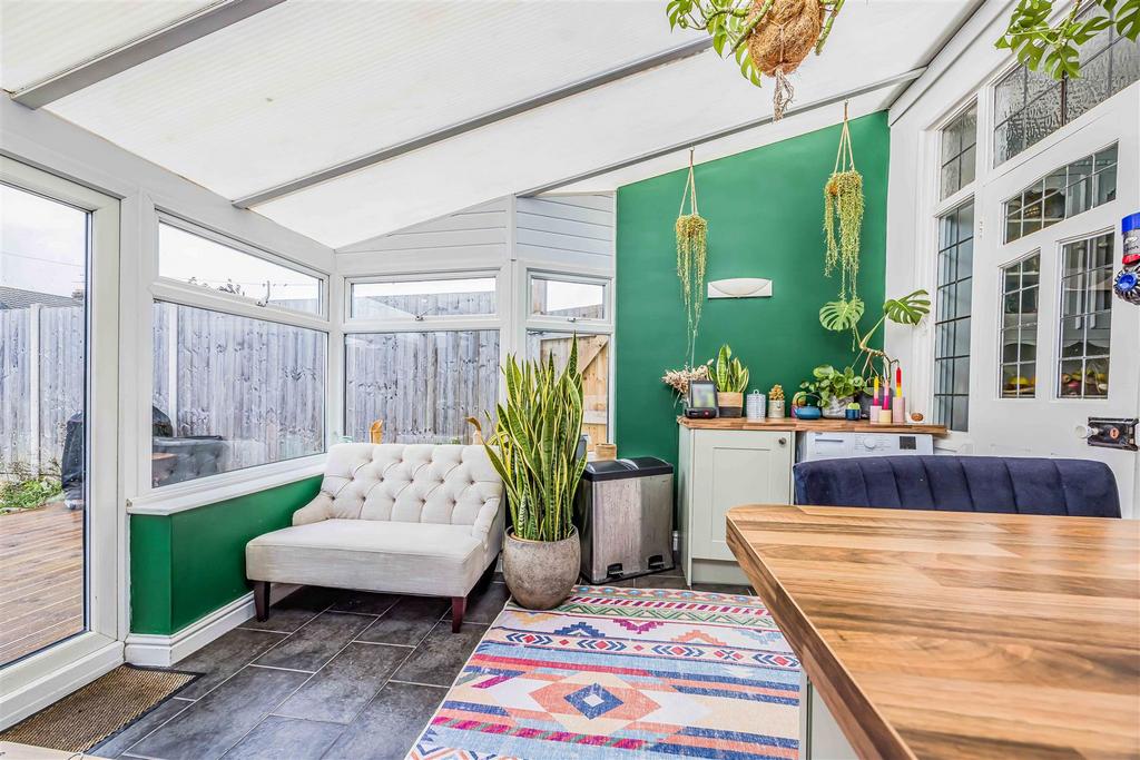 103 Mayles Road, Milton-Small-Portico Marketing-Sol