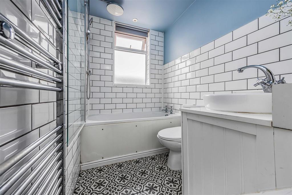 103 Mayles Road, Milton-Small-Portico Marketing-Sol