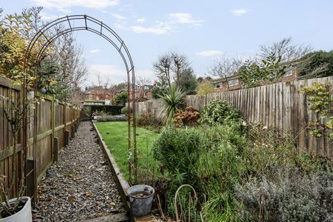 4 bedroom semi-detached house for sale, Binscombe Lane, Godalming, GU7