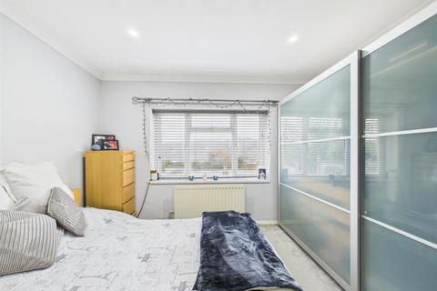 undefined, Woodplace lane, Coulsdon CR5