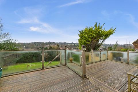undefined, Woodplace lane, Coulsdon CR5