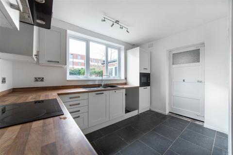 3 bedroom semi-detached house for sale, Burnside Road, Newcastle Upon Tyne