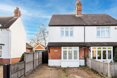 4 bedroom semi-detached house for sale - Lovel Road, Windsor SL4