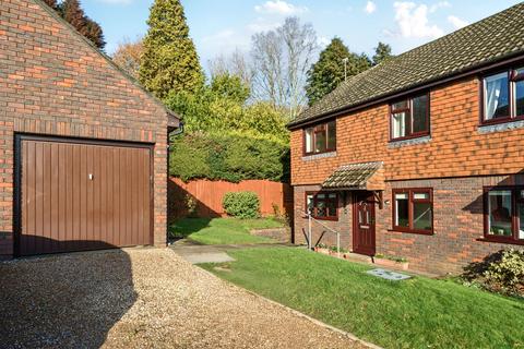undefined, Crofts Close, Chiddingfold, GU8