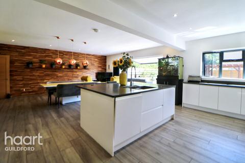 5 bedroom detached house for sale, Heathvale Bridge Road, ALDERSHOT