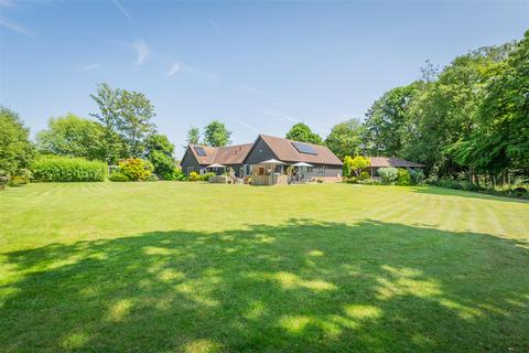 5 bedroom detached bungalow for sale, * SIGNATURE HOMES * Doddinghurst Road, Doddinghurst, Brentwood