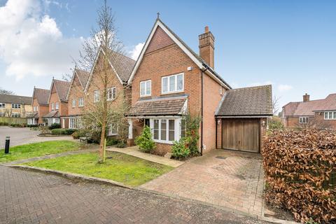 3 bedroom detached house for sale, Sycamore Mews, Caterham CR3