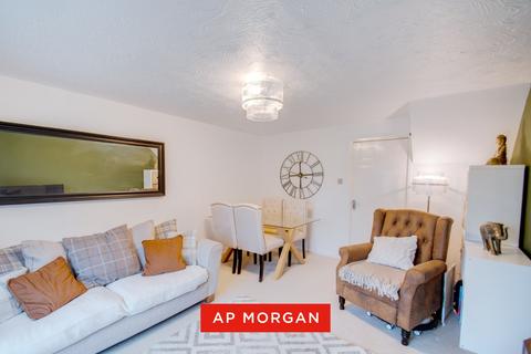 2 bedroom semi-detached house for sale, Barnswood Close, Halesowen, West Midlands, B63