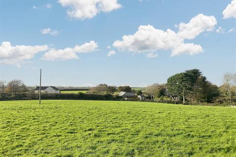 undefined, Veryan Green
