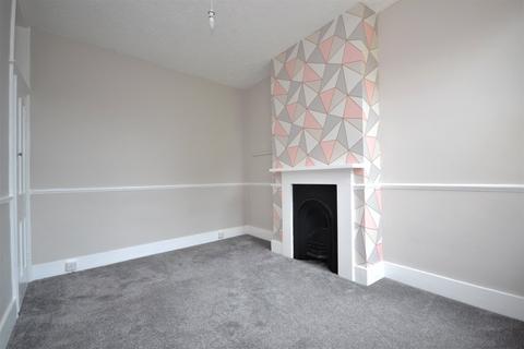 2 bedroom terraced house for sale, College Road, Bromley