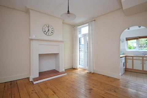 2 bedroom end of terrace house for sale, College Road, Bromley