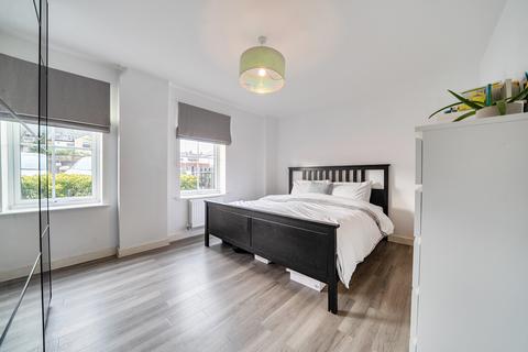 2 bedroom apartment for sale, Scotts Road, Bromley