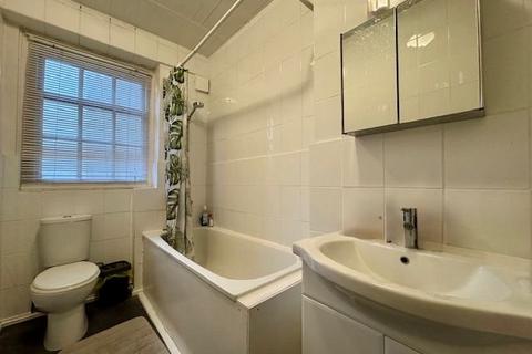 Studio for sale, Gloucester Place, London NW1