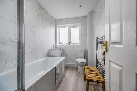 3 bedroom detached house for sale, Caer Peris View, Fareham PO16