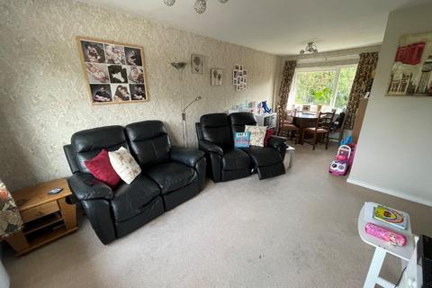 2 bedroom apartment for sale, Willow Gardens, Southam
