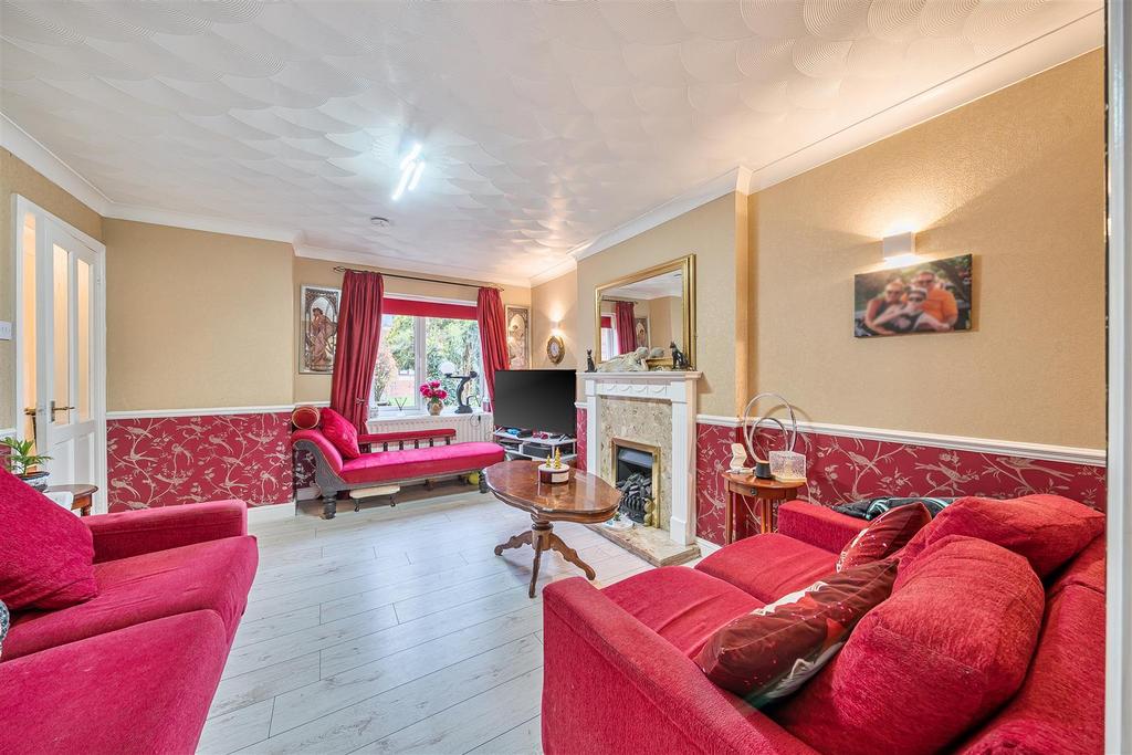 Living Room: