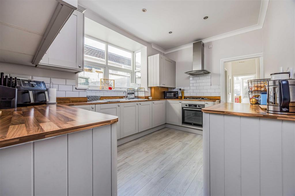 30 Wymering Road, Copnor-Small-Portico Marketing-So