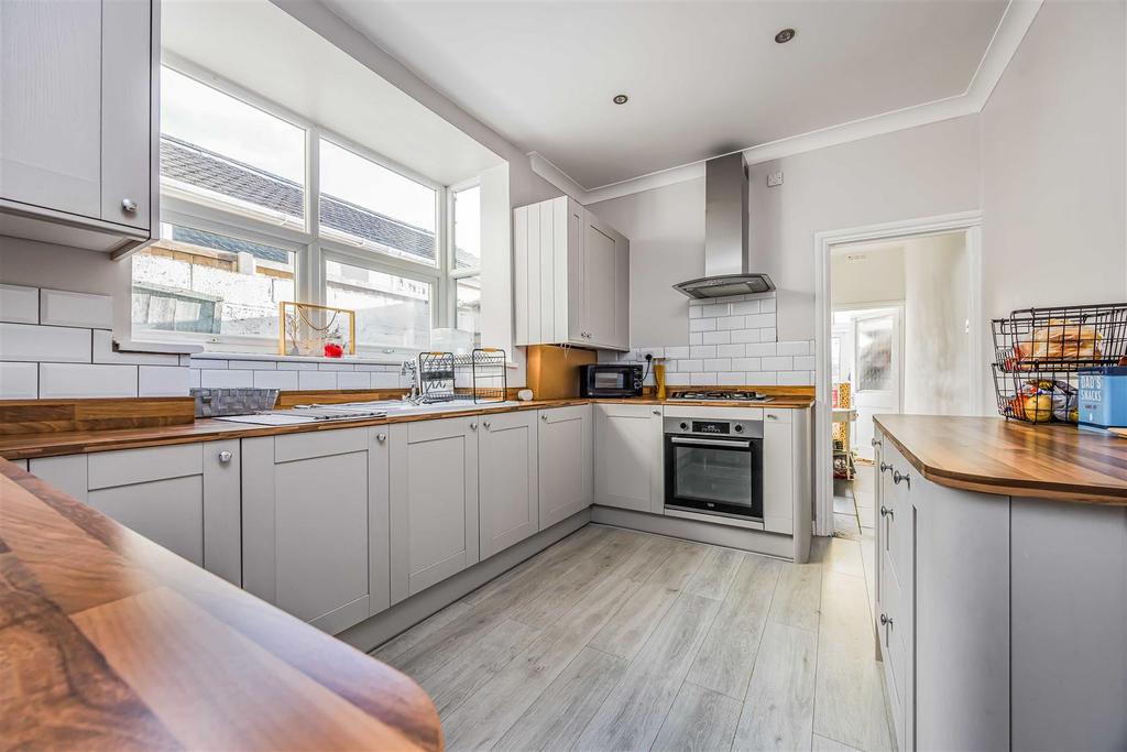 30 Wymering Road, Copnor-Small-Portico Marketing-So