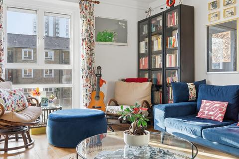3 bedroom flat for sale, Fellows Road, London, NW3