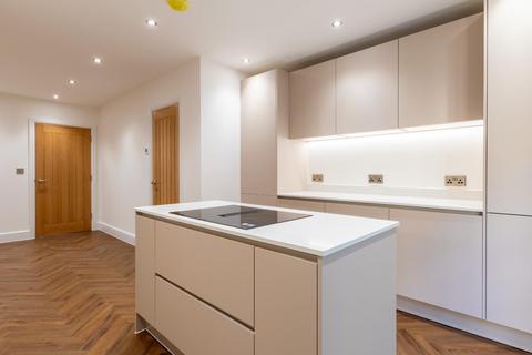 3 bedroom semi-detached house for sale, Oakwell Place, Leeds LS8